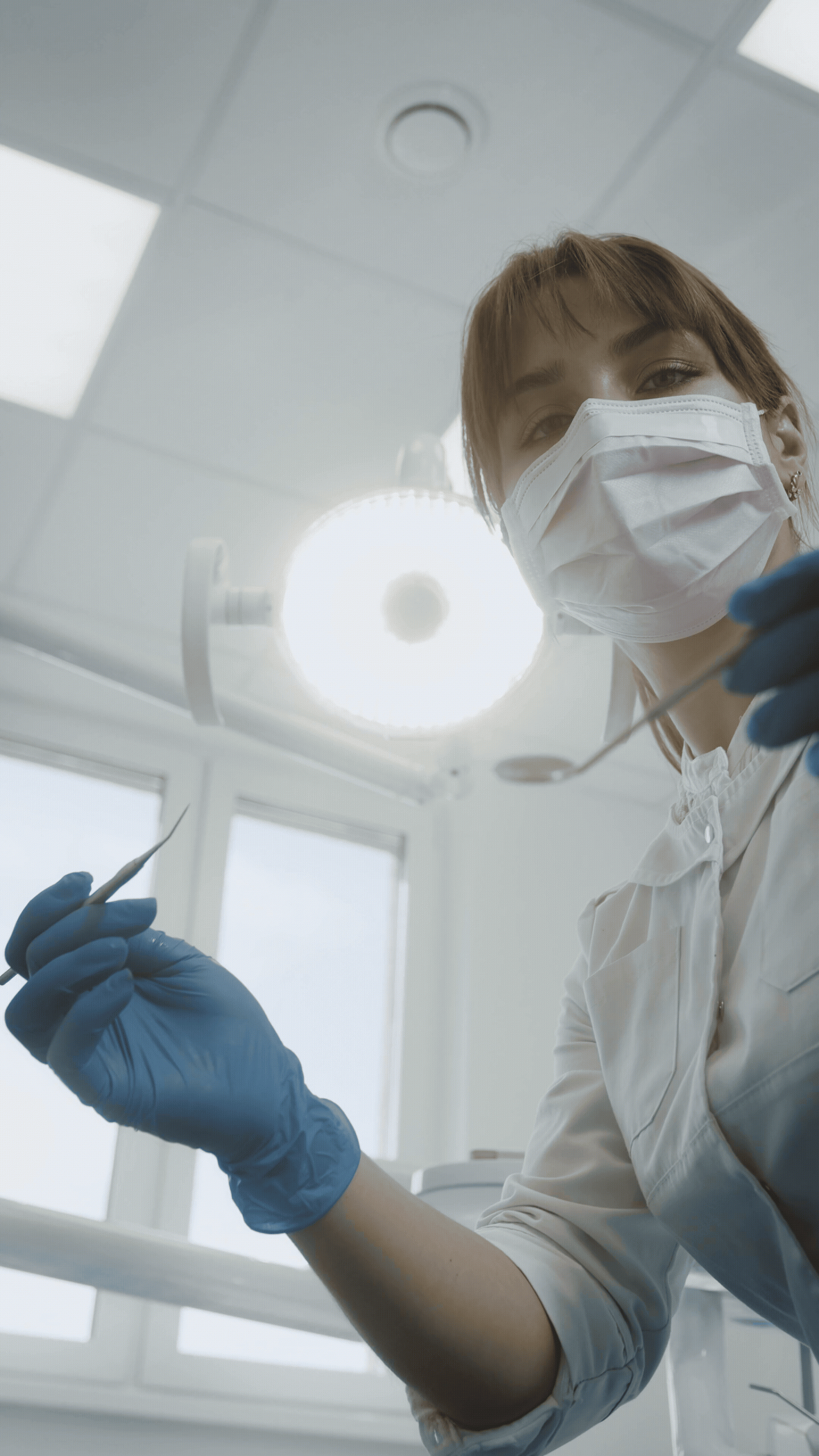 5356413-uhd_2160_3840_25fps (1)